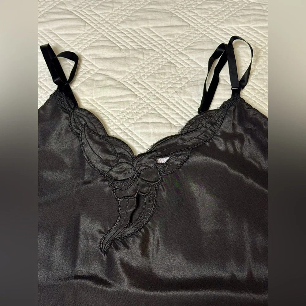 1970’s Lady Lynne Vintage Black Satin Slip Dress Size 32 Like New - Picture 4 of 9